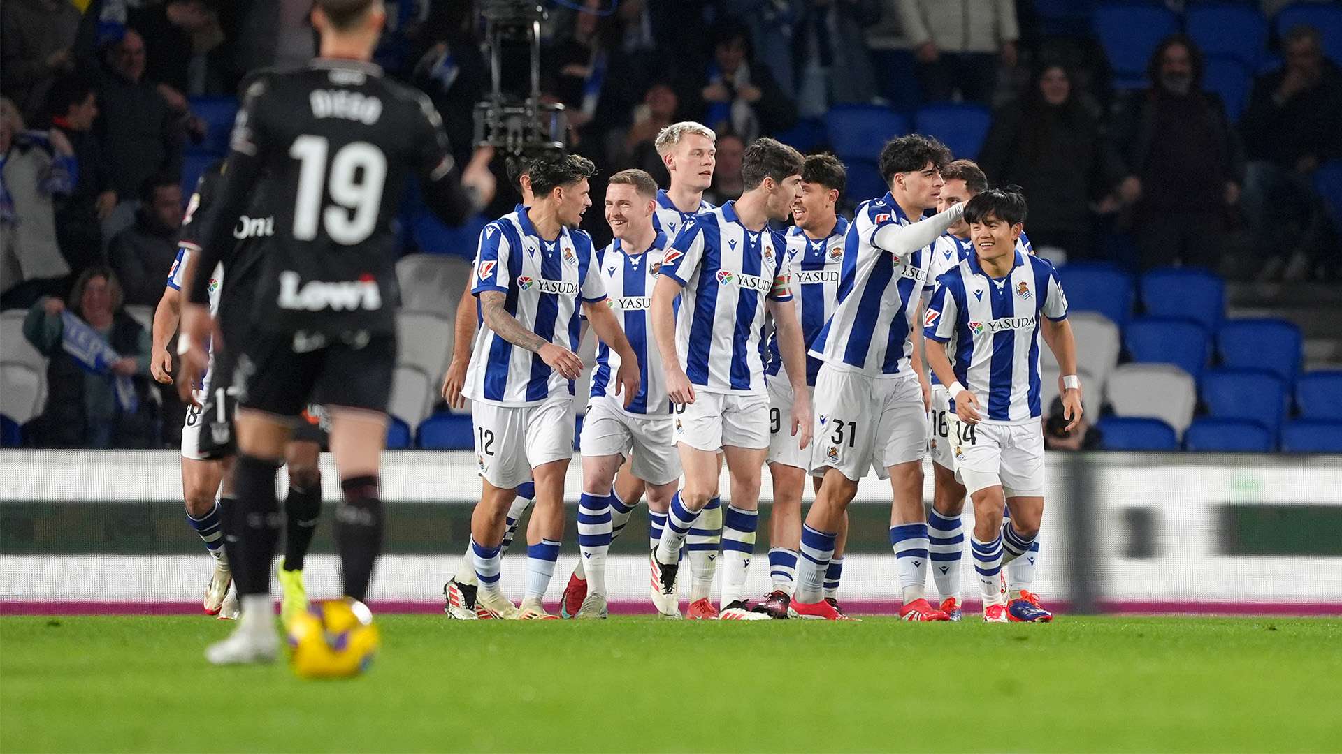 同时也成为 同时也成为